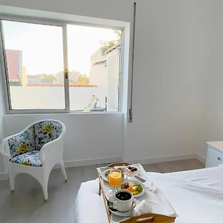 Balcony *